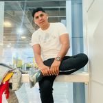Arturo C. Vargas - @artvargas24 - Instagram