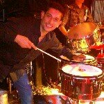 Arthur Velez - @arthurvelezoficial - Instagram