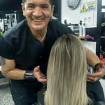 Arturo Paez salon Colombia - @arturopaezcol - Instagram