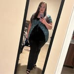 Ashley McKnight - @snowbunbuntrucker2824 - Instagram