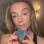 Shell Sullivan ~ Holistic Skin Sculptor + Wellness Coach - @quartzandbloom - Instagram