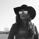 Ashlee Ball - @ashleeballphotography - Instagram