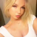ash - @ashleehudsonn - Instagram