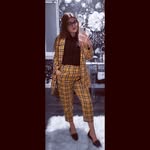 Ashley Lyons - @ashllyons - Instagram