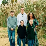 Ashley Worley Whitney - @thehometeam6 - Instagram
