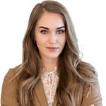 Ashley Jones - @ashley.covers.sports - Instagram