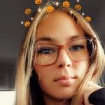 Ashley DeVries - @ashleydevries24 - Instagram