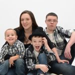 ASHLEY DONALDSON - @superflyparrots - Instagram