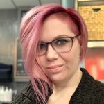 Ashley Hakes - @ashley_hakes - Instagram