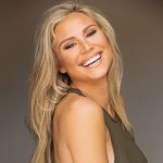 Ashley Hamby Horaist - @ashhoraistcloset - Instagram