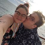 Ashley Hecker - @itsjustabunch_of_hocus_pocus - Instagram