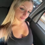 @ashleyhottiequeen - Instagram