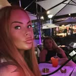 Ashley Jane - @ash.vin1990 - Instagram