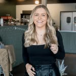 Ashley Lavender - @ashvlavender - Instagram