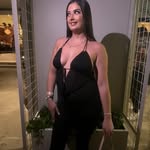 @ashleymaioha - Instagram