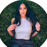 ᴀꜱʜʟᴇʏ ʀᴀᴍᴏꜱ | 𝙿𝚘𝚞𝚝 𝚘𝚏 𝙷𝚘𝚗𝚎𝚢 - @ashleymasako - Instagram