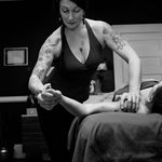 Ashley - @ashleymastershealingarts - Instagram