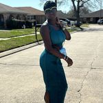 Ashley Muse - @ifeeloutofthisworld - Instagram