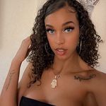 Ashley Olivia - @magicalmixey - Instagram