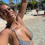 Ashley Plummer - @hennessy_red34 - Instagram