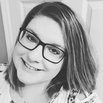 Ashley Reichert - @ashreichbooks - Instagram