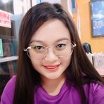Ashley Ren - Facebook