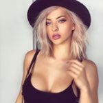 Ashley Resch 🇨🇦 - @ashleyresch.tv - Instagram