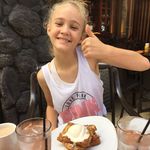 ashley rettig - @healthyfoodash - Instagram