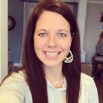 Ashley Rhoads - @teachermomash - Instagram