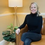 Ashley Richmond, LCSW - @talkingtowardhealing - Instagram