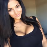 @ashleyringer21 - Instagram