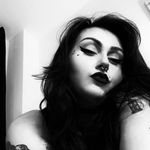 Ashley Schoonover - @arttherapyash - Instagram