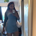 Ashley Skates - @hotgirl.skater - Instagram