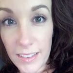 Ashley Somers - @she.walksinbeauty - Instagram