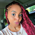 Ashley Knight-Spriggs - @ash_momo_muva - Instagram