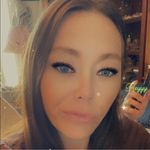 Ashley Tower - @_mymomcalledmelovie_ - Instagram