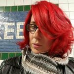 Ashley Tune - @lipstick.and.literature7 - Instagram