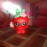Ashlyn Bennett - @shopkin_crazy29 - Instagram