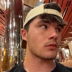 Ashton Everett - @azzchin_ - Instagram