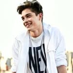 Ashton Sylvester - @ashton.sylvester - Instagram