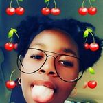 Cari's Girl - @mccray_asia - Instagram