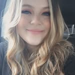 Aspen Manning - @gray_beauty_ - Instagram