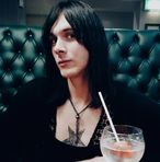 Astrid Adams - Facebook