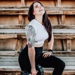 Athena Bailey - @iamatheanarie - Instagram