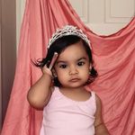 Aurora Castillo - @aurora._.castillo - Instagram
