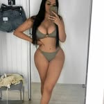Aurora Gibbs - @manorathuggercas - Instagram