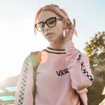 Aurora Kent - @aurorakent72 - Instagram