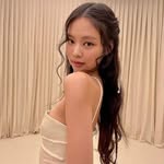𝓐𝓾𝓻𝓸𝓻𝓪 𝓚𝓲𝓶.☘ - @aurora._park_.kim - Instagram