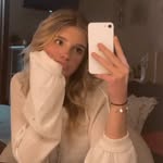 Aurora dearing - @aurora.love01 - Instagram