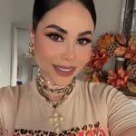 Aurora Valenzuela - @auroralovesmakeup - Instagram